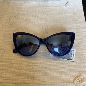 Kate Spade sunglasses. Color blue. No case